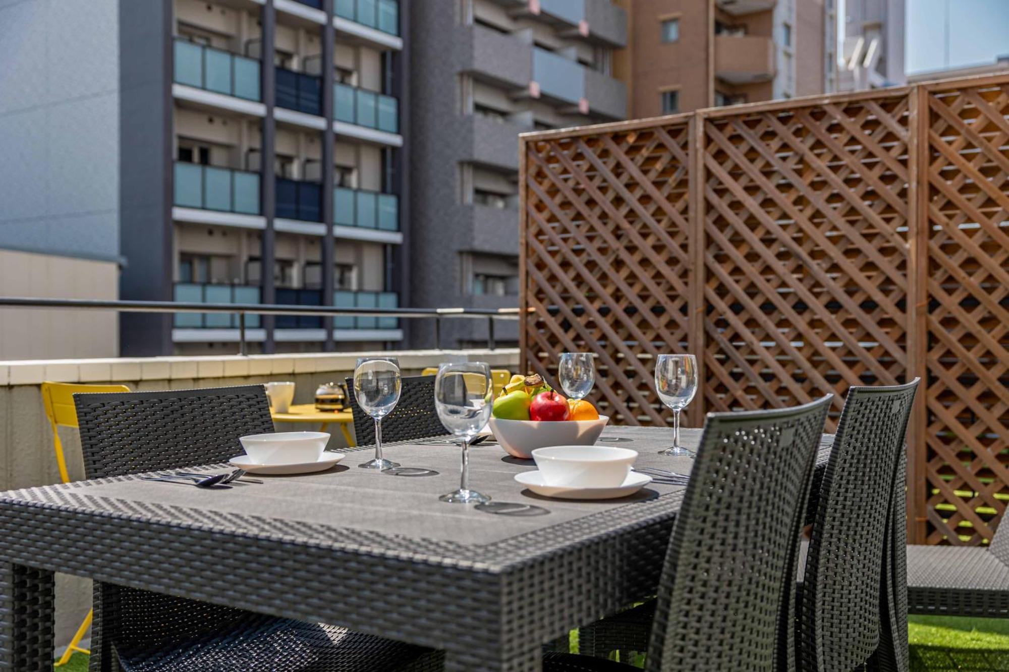 Apartment リバーサイド難波503 *